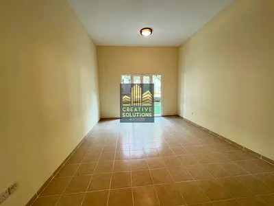 NEXT TO METRO READY TO MOVE PRIME LOCATION FOR FAMILY