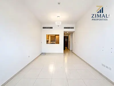 Modern 2 Bedroom Apartment | Pool, Gym & Parking