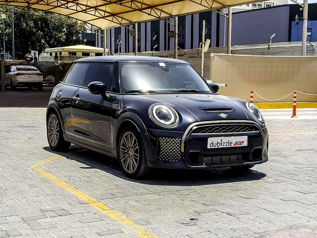 MINI Cooper 2022 — photo 1 of 17