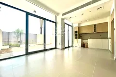 Single Row I Ready to Move In