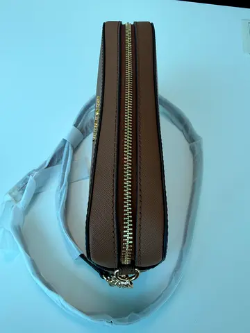 New and Original Kate Spade Kendra Flats Size US 8