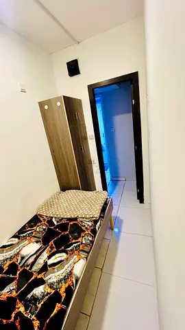 NO DEPOSIT Partition 30 seconds far from BANIYAS METRO STATION DIERA