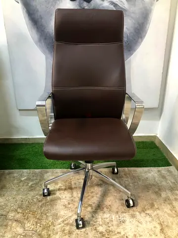 Executive high back brown leather office chair