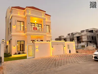 Classic villa on a main street opposite a mosque, with services. The price is great and includes ownership transfer fees and freehold ownership for al
