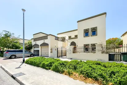 Must See | Amazing Lake View | Biggest Plot