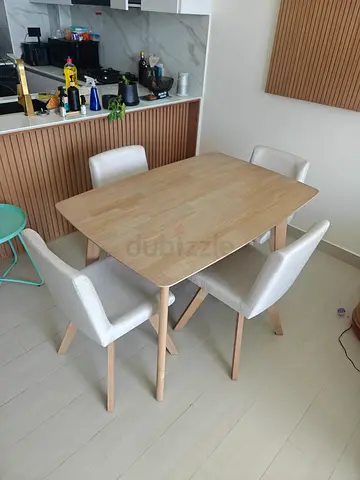 Scandi 4-seater dining set