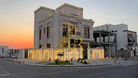 Classic design corner villa with custom finishing and a rooftop terrace. 6 master bedrooms. Price in