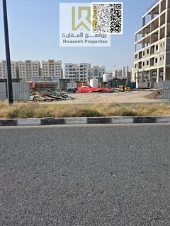 Residential &amp; Commercial Land for Sale – G+10 permit, prime location on a vibrant street, idea