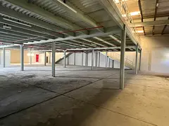 New storage unit, first occupancy, 25 kW electricity (expandable), suitable for storage, commercial