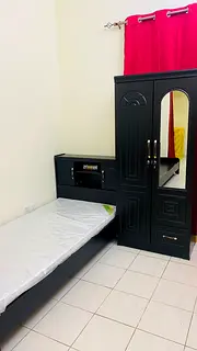Executive bedspace available for Males
