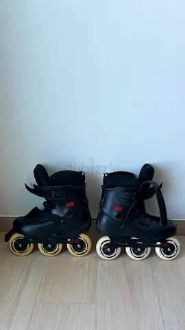 Powerslide Zoom Black 100 Skates - UK9-9.5 / US10-10.5 / EU43-44 × 1