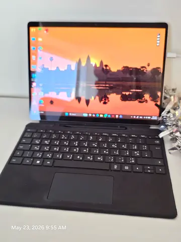 Microsoft Surface Pro 8 original condition 256GB 16Ram