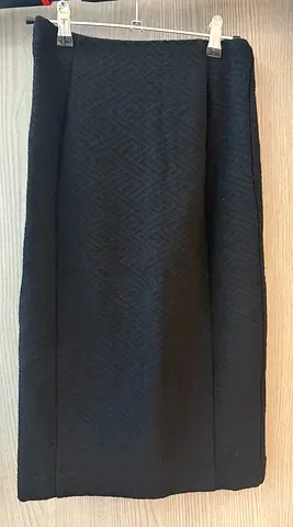 Black skirt - size 8