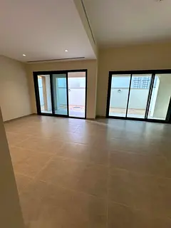 First tenant luxury townhouse in Azha Community, 15 mins from Sharjah Airport. 4BR + maid room, insi