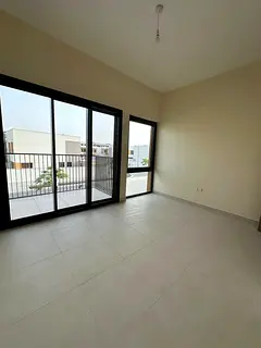 First tenant luxury townhouse in Azha Community, 15 mins from Sharjah Airport. 4BR + maid room, insi