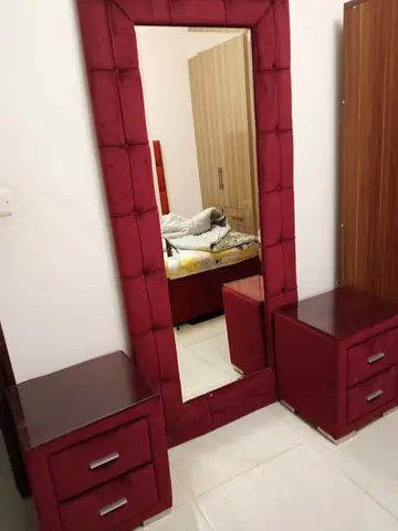 Dresser mirror