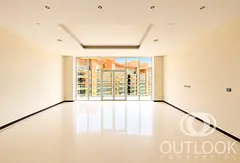 Spacious Layout | Unfurnished | Beach Access