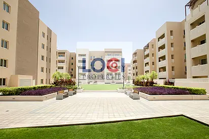 VACANT | SPACIOUS | MID UNIT | NICE COMMUNITY