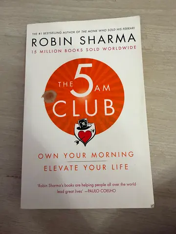 Book - The 5am club