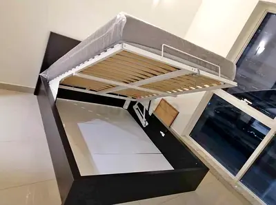 IKEA hydraulic queen‑size bed (160 × 200 cm) with  IKEA mattress ✨