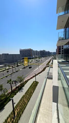CHILLER FREE | MID FLOOR | SEMI FURNISHED