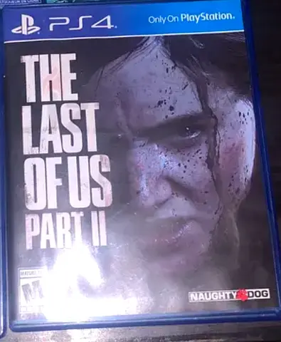 The Last of Us Part II (PS4 and PS5) - Physical Disc -Free delivery