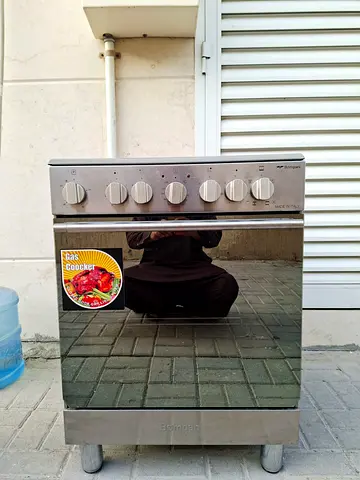 Working good, Electric Cooker,  with 4 Hobs, Bompani Italian brand