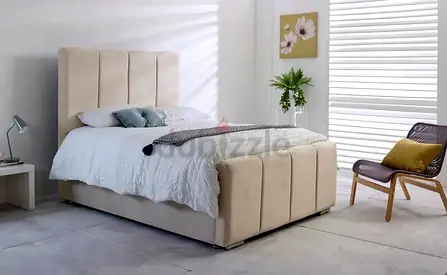 Double Size Brand New Fully
Customisable Bed with Manual Storage
Space