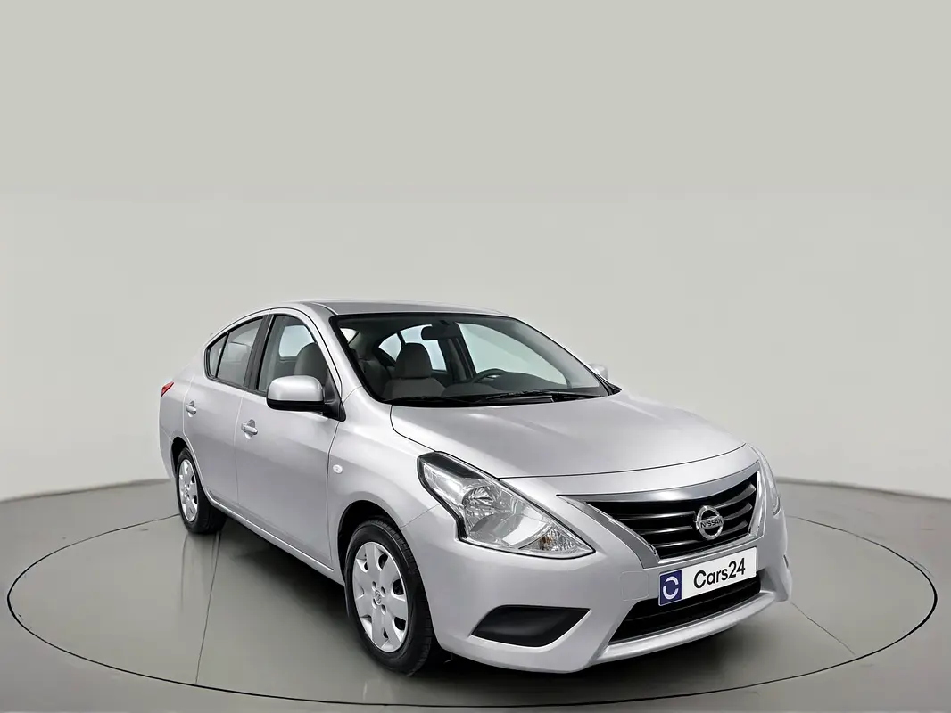 Nissan Sunny 2022 — photo 1 of 13