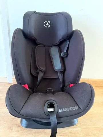 Maxi Cosi Car Seat for Sale