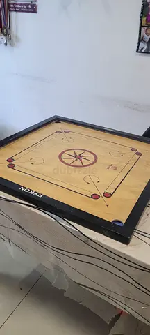 Wooden Carrom Board with Striker and Pieces - Good Condition