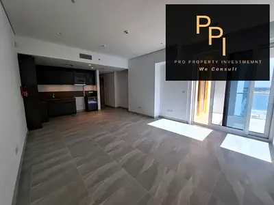 Luxurious 1BHK | Partial Seaview | Vacant