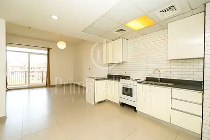 Vacant | Upgraded Studio | Affordable Living in Motor City