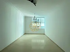 Spacious 2bedroom with balcony and wardrobe