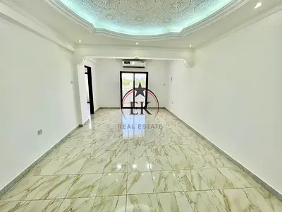 Renovated 3 Bedrooms Private Entrance and Yard