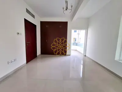 Huge 2bhk with balcony | no deposit