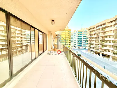 Golden Sands 3BHK | Big Balcony close To Metro