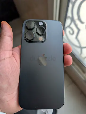 iPhone 16 pro - Space Black (Good Condition) just display small dot