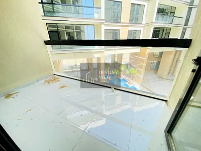 Huge 2 BHK with 3 Bathrooms & Store | Pool & Gym | 4-6 Cheques