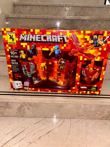 Minecraft-themed building block set (Dragon  Lava Fortress) - unopened box