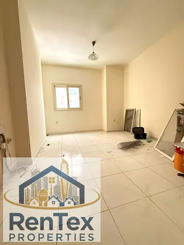 BIGEST OFFER ONE BED ROOM WITH ONE WASHROOM LOOK LIKE NEW BUILDING RENT IS ONLY 29K