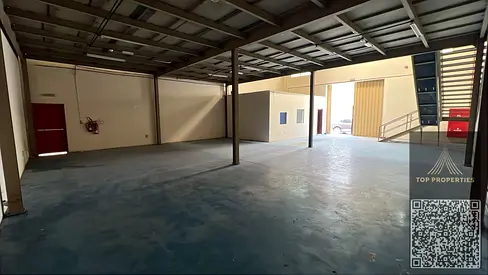 A warehouse is available in a prime location in Umm Al Quwain. The warehouse area is 4000 square feet and includes a 25 kW electric weighbridge.