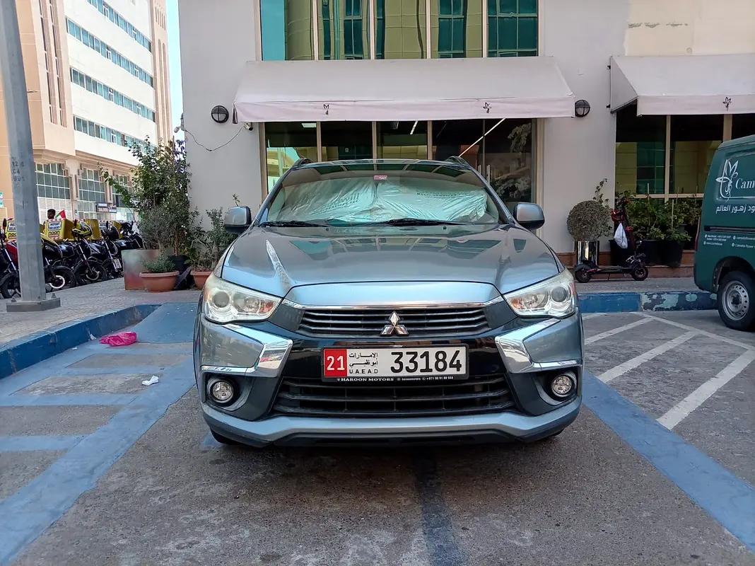 Mitsubishi ASX 2017 — photo 1 of 18