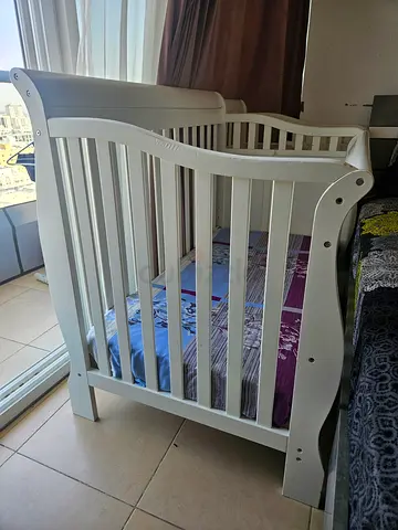 Baby Bed/Coat slightly used. Still in very perfect/excellent condition.