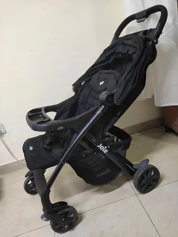 Joie lightweight baby stroller in good condition