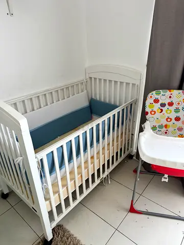 White Wooden Baby Crib with Mattress