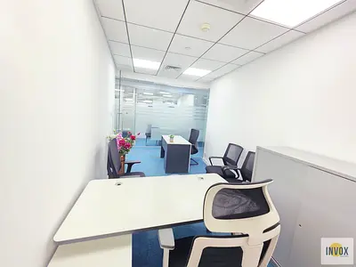عرض توفير ذكي | مكاتب بمرافق مميزة | محطة مترو الاتحاد وبنياد، دقيقة واحدة | شروط إيجار مرنة