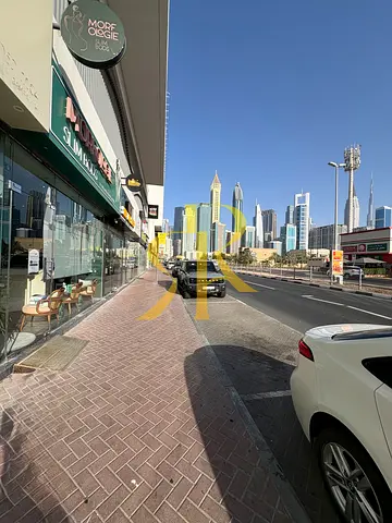 🏬 ROAD-FACING RETAIL | STRONG VISIBILITY | PRIME JUMEIRAH GARDEN CITY LOCATION