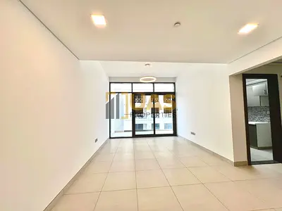 Brand New Building with One Month Free - Booking Open