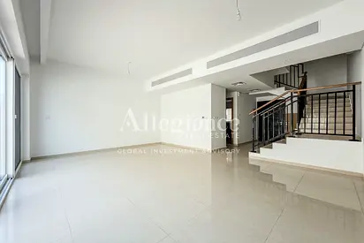 Brand New | 4 Bedrooms | Good Deal | Middle Unit